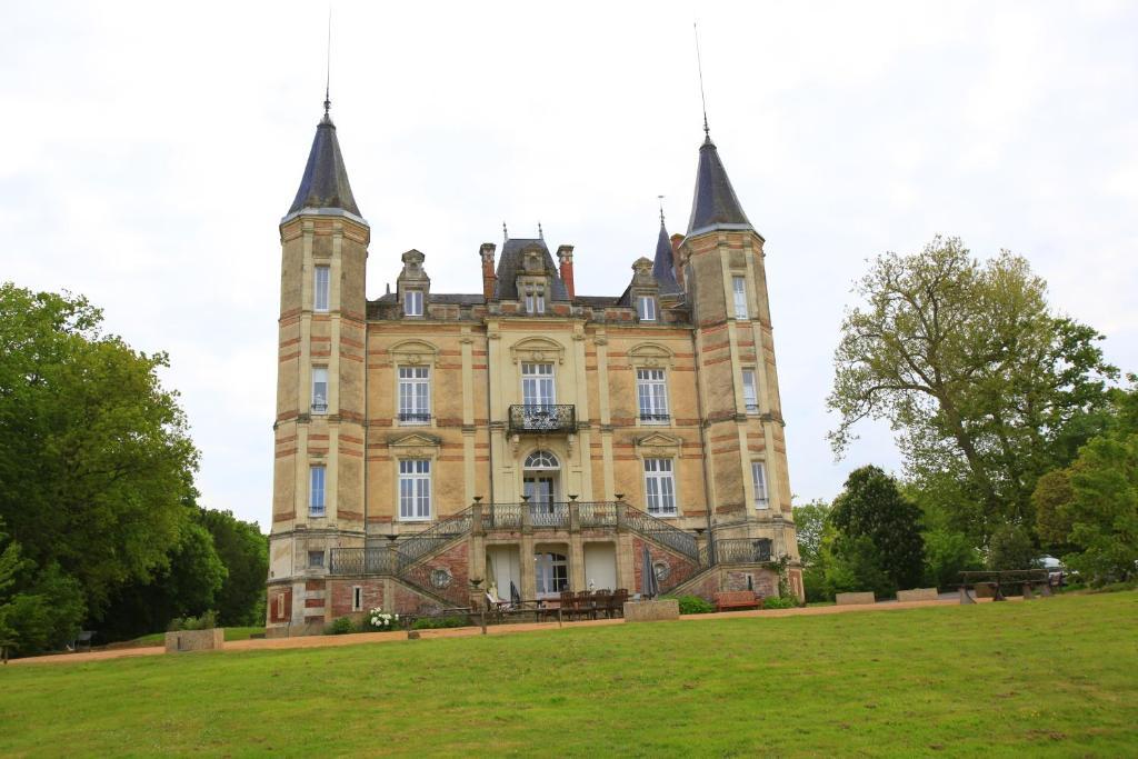 Bed and Breakfast Chateau De L'Oiseliniere Gorges  Exteriér fotografie